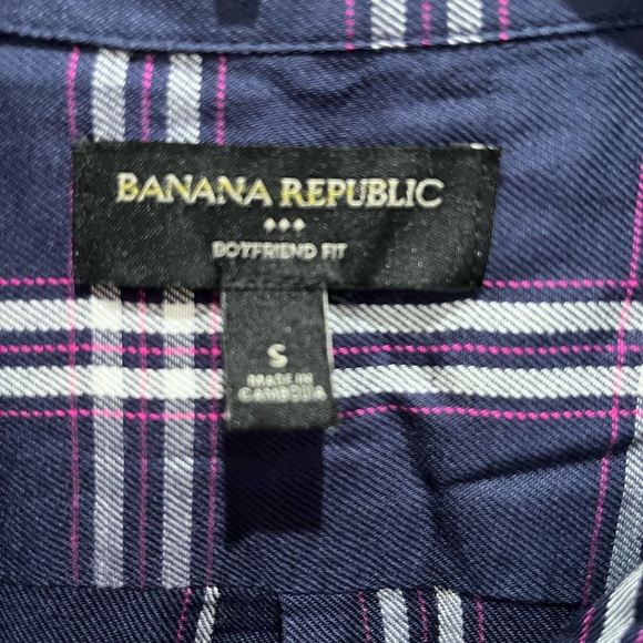 Banana Republic Women’s Navy Plaid Shirt - Picture 3 of 3